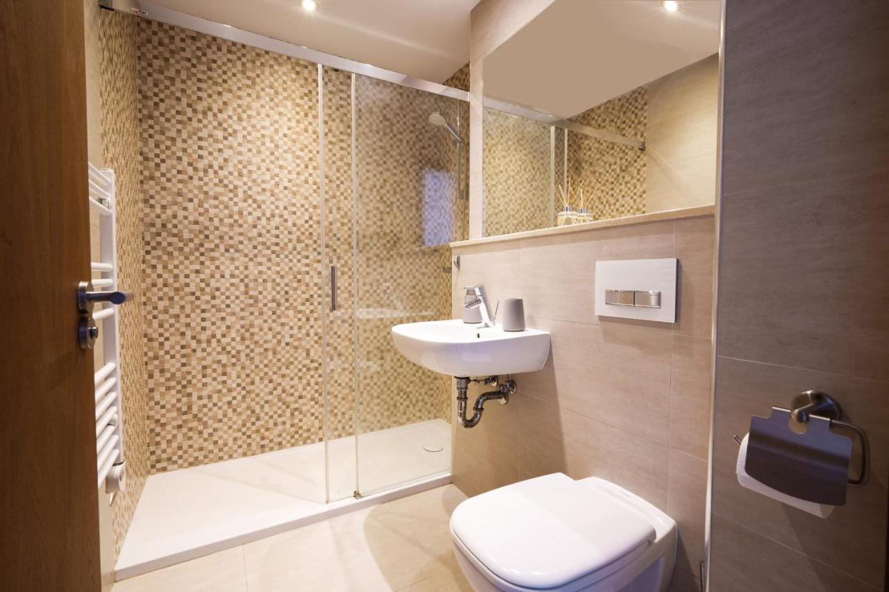 Westone Suite-Hosted By Sweetstay 直布罗陀 外观 照片
